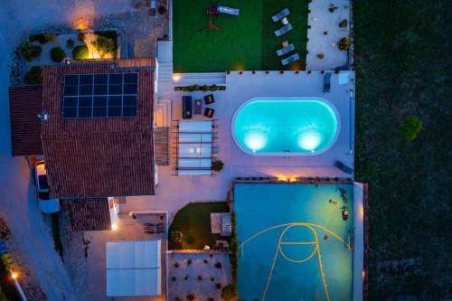 Villa Plenča - heated pool