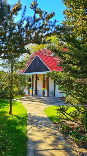 Forest House Podwilczyn with sauna & fireplace