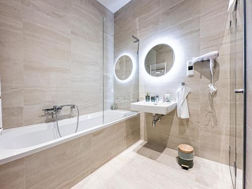 2 BDR - Apartment Charming, in Vienna's City Center