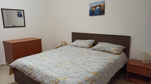 Postel nebo postele na pokoji v ubytování SW1 - Cosy Three bedroom apartment in Xghajra