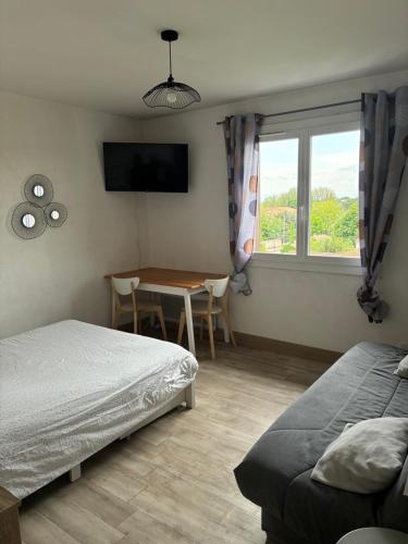 30 m2 appartement 1km des remparts