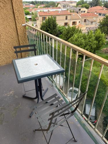 Photo de la galerie de l'établissement 30 m2 appartement 1km des remparts, à Avignon