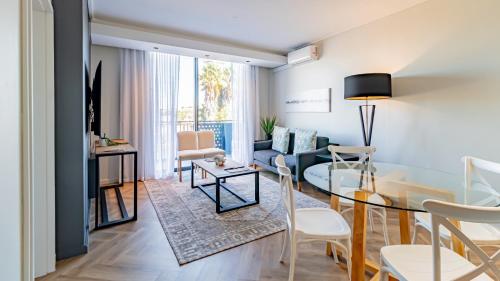 Posezení v ubytování ZALS LUXURY -ON PARK CENTURY CiTY