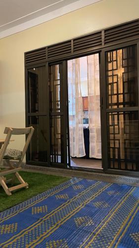 Galería fotográfica de Modest Spacious Apartment en Kampala
