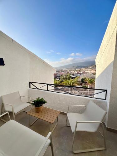 Cozy and bright Lima Costa Adeje Suite Apartment