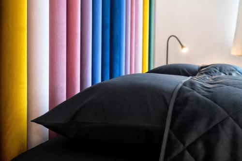 Studio Sole Split, Firule