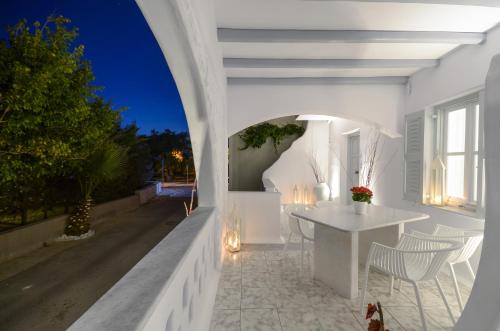 Naxos Evilion Luxury Apartments & Suites