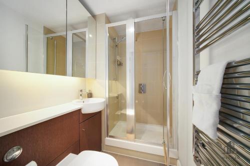 Modern 3 bedroom - Olympic Park - E20 Stratford photo 9