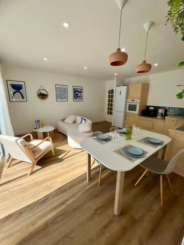 Χώρος καθιστικού στο Casa Dolorès parking, jardin, Gds Buffets 10 min