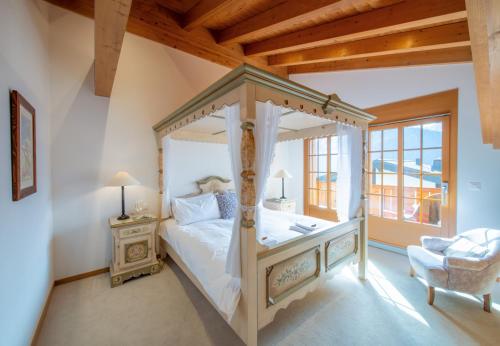 Waldbort Penthouse Residence
