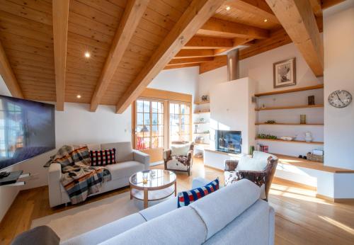 Waldbort Penthouse Residence