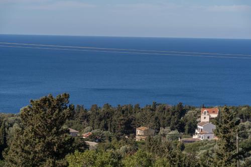 Gallery image of HELLOSUMMER luxury Apartments Kefalonia in Andipáta Erísou