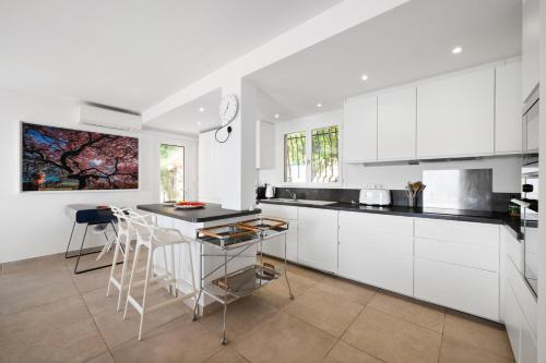 Galeriebild der Unterkunft Beautiful Villa with Sea View in Roquebrune-Cap-Martin in Roquebrune-Cap-Martin