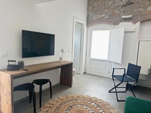 Μια τηλεόραση ή/και κέντρο ψυχαγωγίας στο LaValeHouse