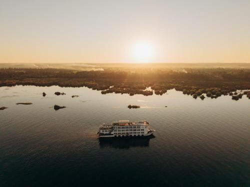 Savoy Yacht - Exclusive Nile Cruise from Luxor to Aswan