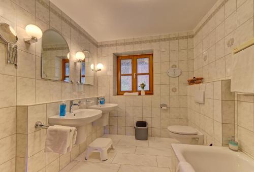 Un baño de Haus Jägerfleck, Ihre Ferienwohnungen am Nationalpark Bayerischer Wald