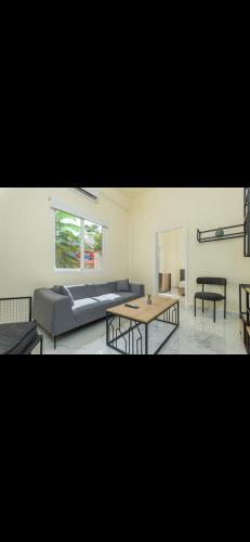 Area tempat duduk di Porto gio2