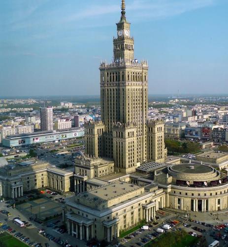 CENTRUM Stanislawa Moniuszki10 PARKING