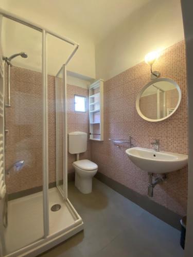 Lovely portion of property near Piazza Santo Spirito