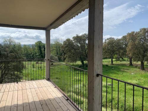 Chambre Cosy dans villa de standing avec piscine