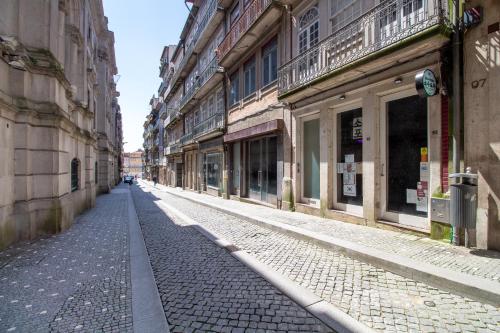 LovelyStay - Dirk Apartment Almada 3º T