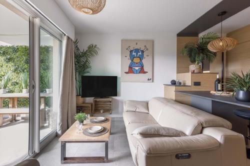 Appartement 212 - LES SUITES DE ROBINSON - Résidence avec piscine en bord de Siagne, à Mandelieu-La-Napoule