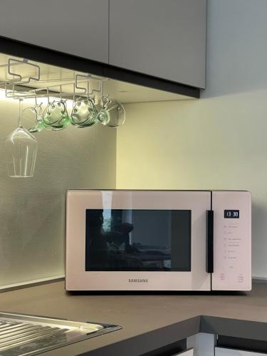 Glass & Charme - Central Suite photo 36