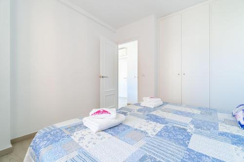 Apart-rent Apartamento Av Rhode 3º 2008 cerca de la playa con parking y wifi