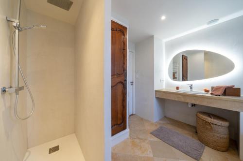 Koupelna v ubytování Chez Nelly - Villa avec vue imprenable