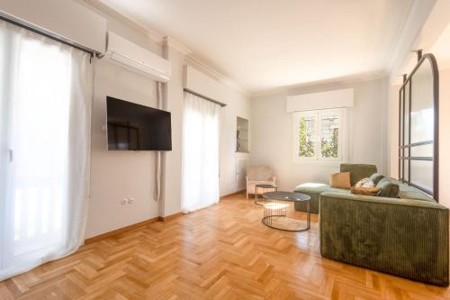 Unbeatable Acropolis Elegant 2-Bedroom Apartment on Areopagitou