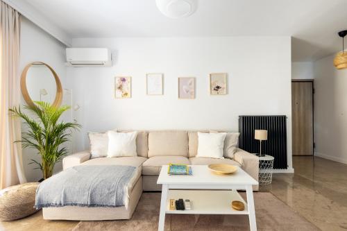 Modern Two-Bedroom Haven near Paleo Faliro Beach
