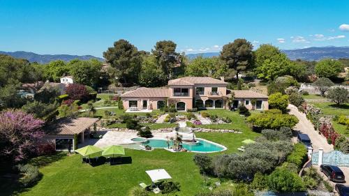 Prestigious Villa in Mougins 6 bedrooms spa cinema and nightclub