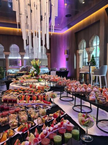 Nourriture dans l'hôtel ou à proximité