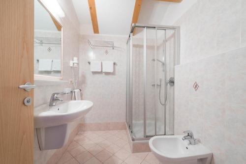 Koupelna v ubytování Hotel Kaserhof