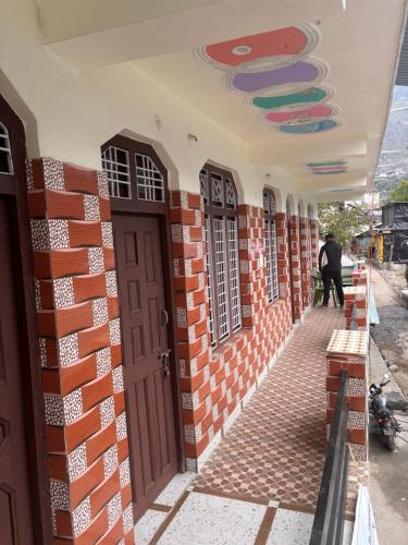 Kejiranan di persekitaran atau kejiranan dekat dengan homestay
