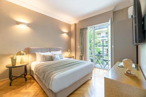 Exclusive Acropolis 4BDR Large Residence