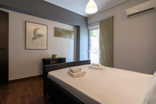 Athens Charm Meets Contemporary Design in Thissio