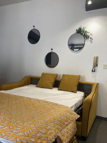 Duplex 32 M With Terrace In Downtown