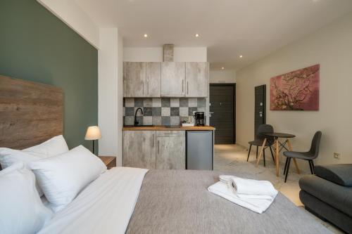 Ermou Boutique Studios in Monastiraki