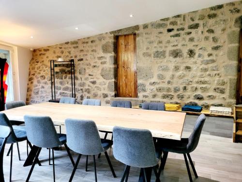 Maison Ardéchoise Jacuzzi Piscine Pétanque