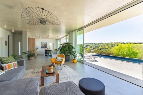 Photo de la galerie de l'établissement Villa Détente & Vue Panoramique-Piscine Privée à 15 min de Toulouse, à Vieille-Toulouse