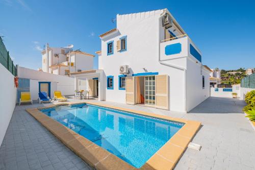 Foto Villa Nina 1
