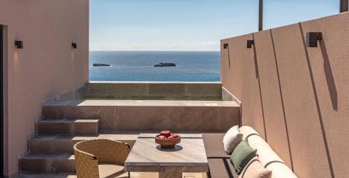 Balkón nebo terasa v ubytování Tetra Resort & Spa Kefalonia