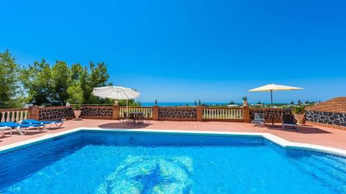 Villa Martin Nerja by Ruralidays