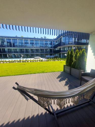 Ogród w obiekcie Stegna Modern Amber Apartment
