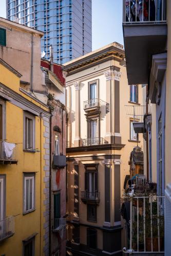 Heart of Naples By Dimorra