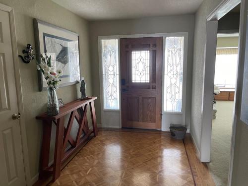 Φωτογραφία από το άλμπουμ του Discovery Bay Home on fast water - 2,400Sq ft σε Discovery Bay