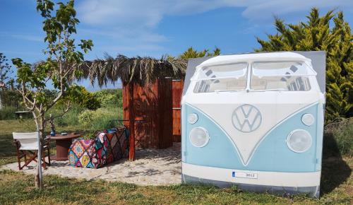 Fotografie z fotogalerie ubytování Cornelia Hippie Magic Bus v destinaci Kissamos