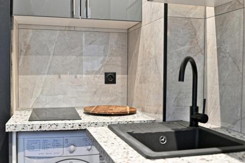 Modern Paris Moulin Rouge Apartment