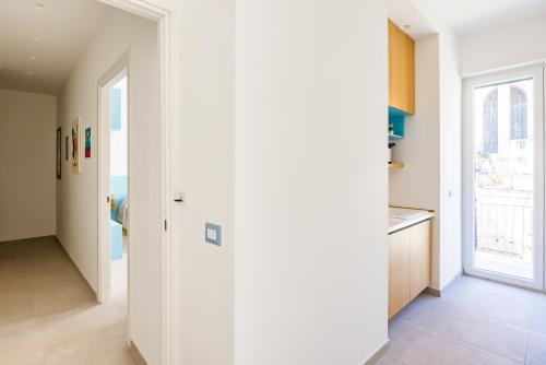 Brombeis Double Bedroom by NapoliApartments
